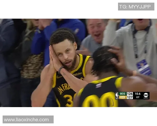 库里赛场举动引发广泛热议 球迷为此炸锅反应强烈